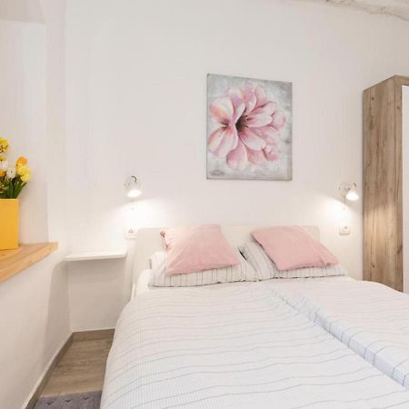 Studio Apartment Sisi Opatija Eksteriør billede